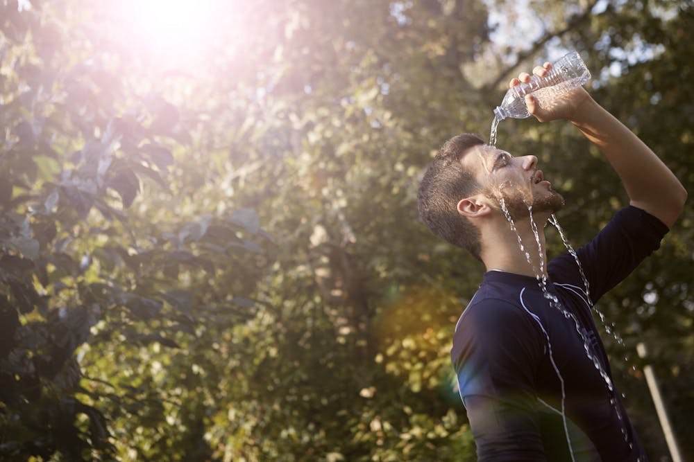 How to Tell If You're Dehydrated (Even If You Drink Water) - Purishh